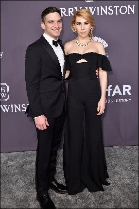 Evan-Jonigkeit-Zosia-Mamet (2048x3077, 522 kБ...)